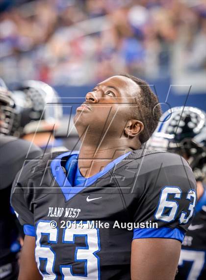 Thumbnail 3 in Plano West vs. Trinity photogallery.