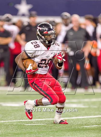 Thumbnail 1 in Plano West vs. Trinity photogallery.