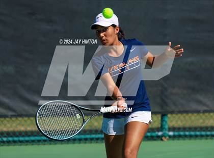 Thumbnail 3 in Allen vs Seven Lakes (UIL 6A Tennis Semifinals) photogallery.