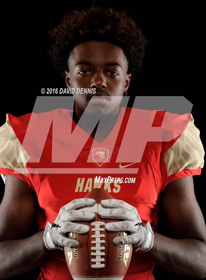 Thumbnail 3 in Centennial Senior Photos photogallery.