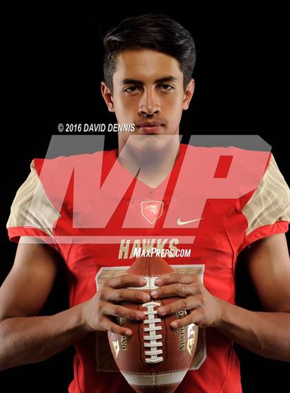 Thumbnail 2 in Centennial Senior Photos photogallery.
