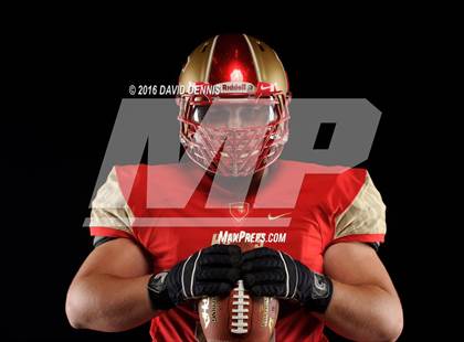 Thumbnail 2 in Centennial Senior Photos photogallery.