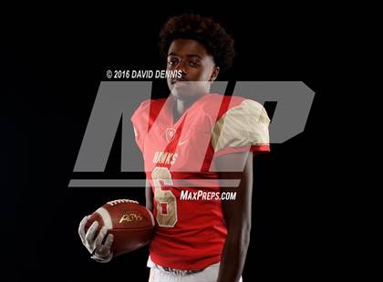 Thumbnail 3 in Centennial Senior Photos photogallery.