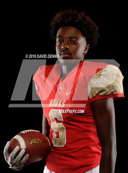 Thumbnail 2 in Centennial Senior Photos photogallery.