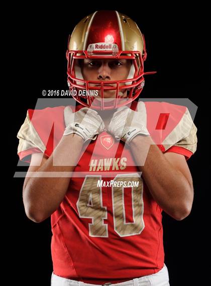 Thumbnail 2 in Centennial Senior Photos photogallery.
