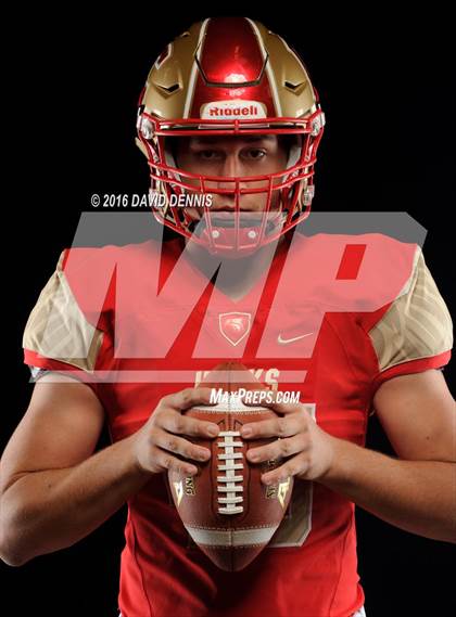 Thumbnail 2 in Centennial Senior Photos photogallery.
