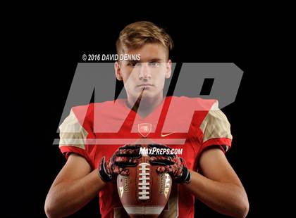 Thumbnail 2 in Centennial Senior Photos photogallery.