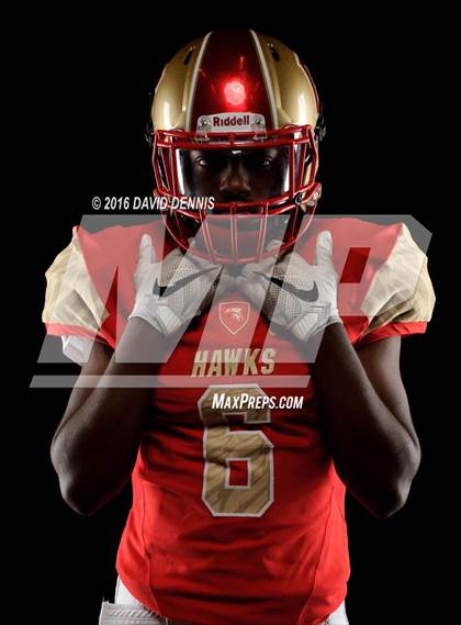 Thumbnail 3 in Centennial Senior Photos photogallery.