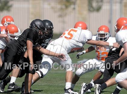 Thumbnail 3 in FR: Servite vs Bishop Gorman photogallery.