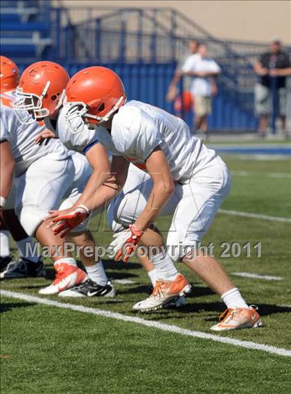 Thumbnail 3 in FR: Servite vs Bishop Gorman photogallery.