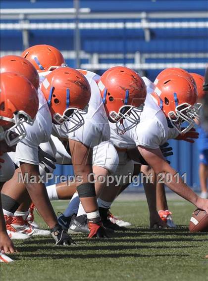 Thumbnail 3 in FR: Servite vs Bishop Gorman photogallery.