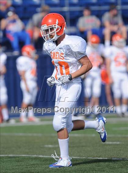 Thumbnail 1 in FR: Servite vs Bishop Gorman photogallery.
