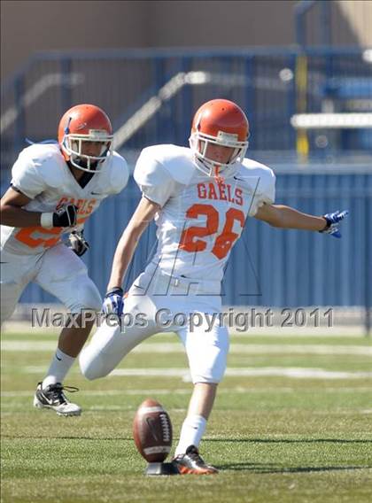 Thumbnail 2 in FR: Servite vs Bishop Gorman photogallery.