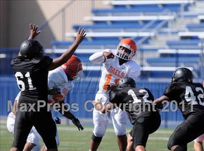 Thumbnail 1 in FR: Servite vs Bishop Gorman photogallery.