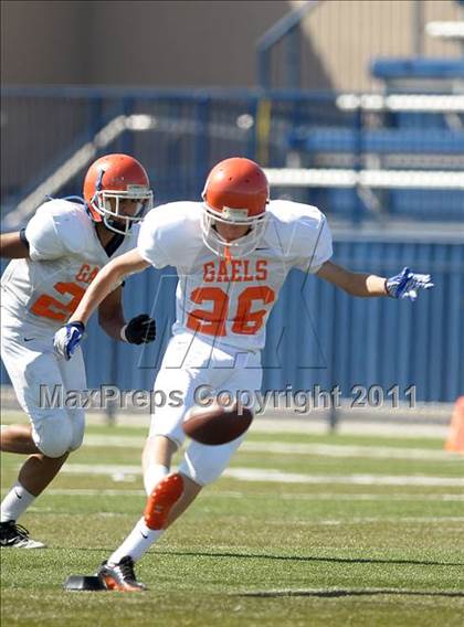 Thumbnail 3 in FR: Servite vs Bishop Gorman photogallery.