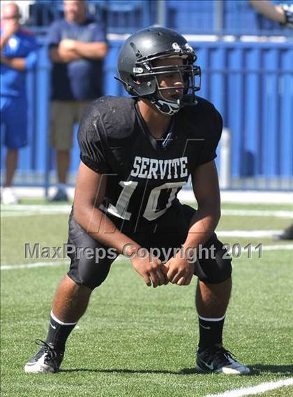 Thumbnail 3 in FR: Servite vs Bishop Gorman photogallery.