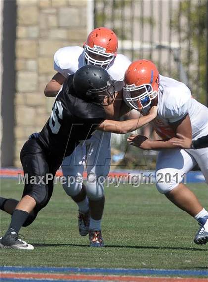 Thumbnail 2 in FR: Servite vs Bishop Gorman photogallery.