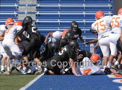Thumbnail 2 in FR: Servite vs Bishop Gorman photogallery.