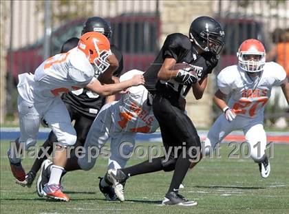 Thumbnail 2 in FR: Servite vs Bishop Gorman photogallery.
