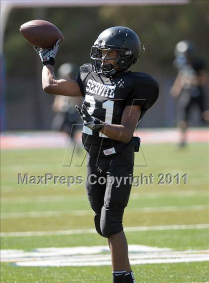 Thumbnail 1 in FR: Servite vs Bishop Gorman photogallery.