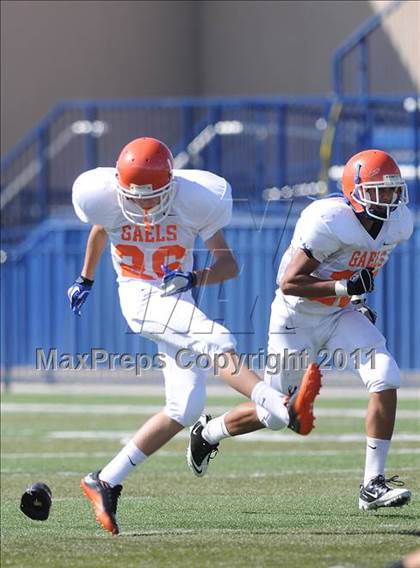 Thumbnail 1 in FR: Servite vs Bishop Gorman photogallery.