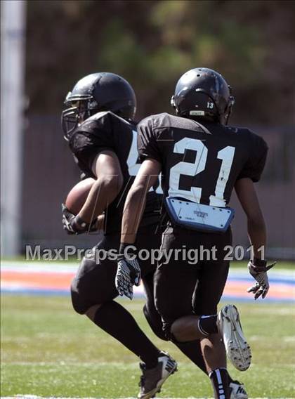 Thumbnail 3 in FR: Servite vs Bishop Gorman photogallery.