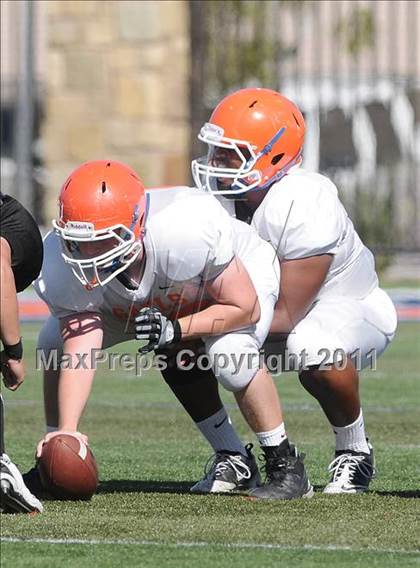 Thumbnail 1 in FR: Servite vs Bishop Gorman photogallery.