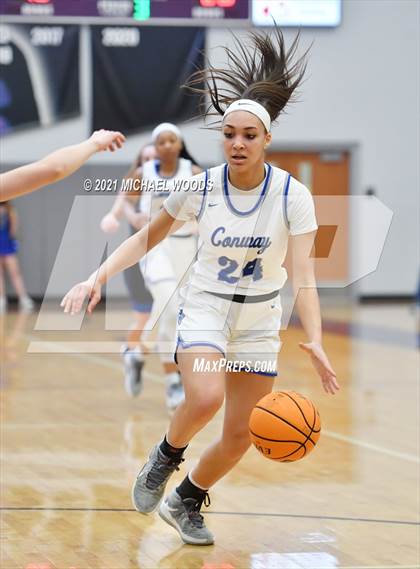 Thumbnail 3 in Conway vs. Rogers (AAA 6A Second Round Playoff) photogallery.