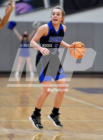 Thumbnail 2 in Conway vs. Rogers (AAA 6A Second Round Playoff) photogallery.