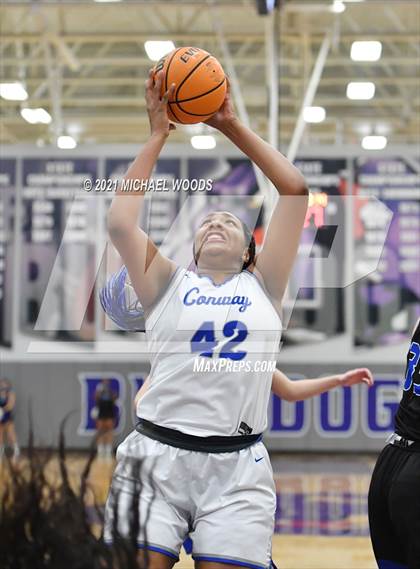 Thumbnail 1 in Conway vs. Rogers (AAA 6A Second Round Playoff) photogallery.