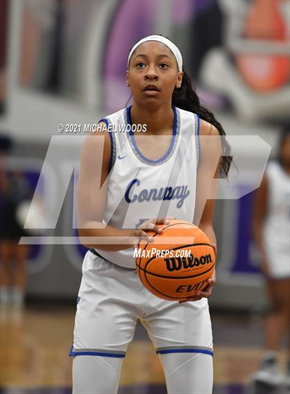 Thumbnail 2 in Conway vs. Rogers (AAA 6A Second Round Playoff) photogallery.