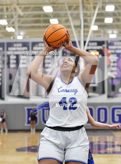 Thumbnail 2 in Conway vs. Rogers (AAA 6A Second Round Playoff) photogallery.