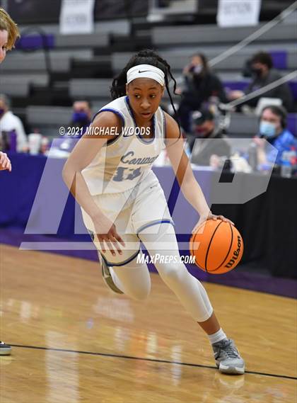 Thumbnail 3 in Conway vs. Rogers (AAA 6A Second Round Playoff) photogallery.