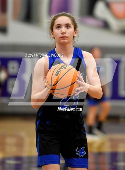 Thumbnail 3 in Conway vs. Rogers (AAA 6A Second Round Playoff) photogallery.