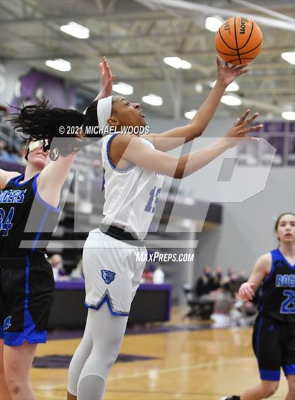 Thumbnail 3 in Conway vs. Rogers (AAA 6A Second Round Playoff) photogallery.