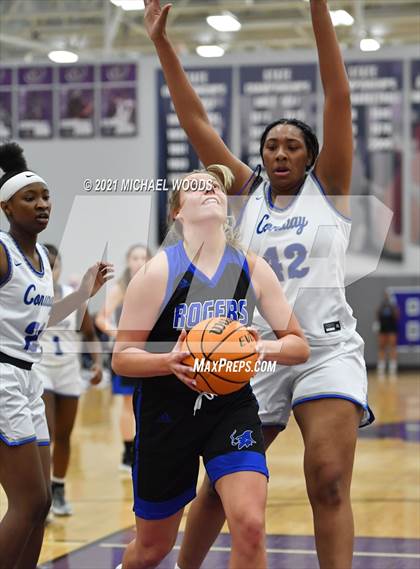 Thumbnail 3 in Conway vs. Rogers (AAA 6A Second Round Playoff) photogallery.