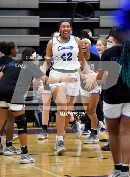 Thumbnail 1 in Conway vs. Rogers (AAA 6A Second Round Playoff) photogallery.