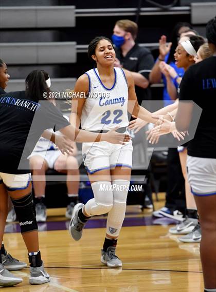 Thumbnail 3 in Conway vs. Rogers (AAA 6A Second Round Playoff) photogallery.