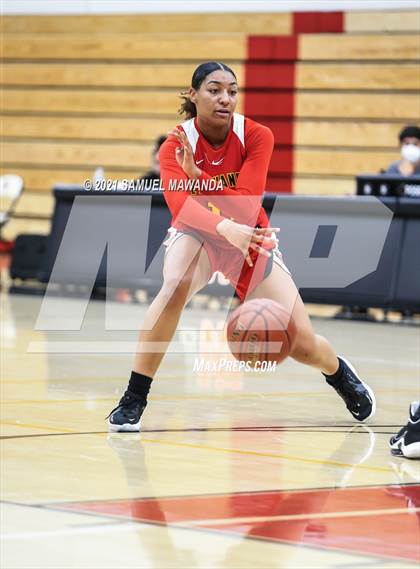 Thumbnail 2 in Etiwanda	@ Harvard-Westlake (CIF SS Open Pool B Simi Final) photogallery.