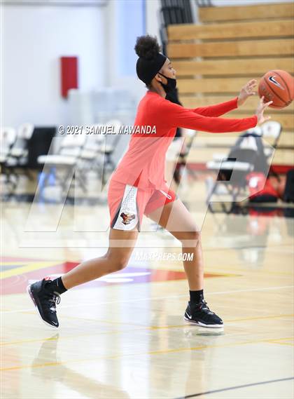 Thumbnail 2 in Etiwanda	@ Harvard-Westlake (CIF SS Open Pool B Simi Final) photogallery.