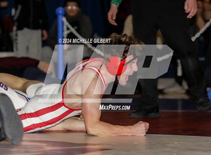 Thumbnail 1 in NYSPHSAA Section VI Class B (Finals) photogallery.