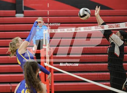 Thumbnail 2 in Crooksville @ West Muskingum photogallery.