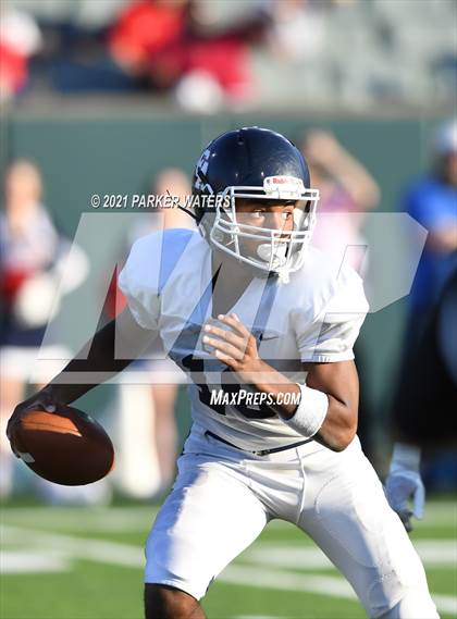 Thumbnail 3 in Lafayette Christian Academy vs. St. Charles Catholic (LHSAA 2A Final) photogallery.