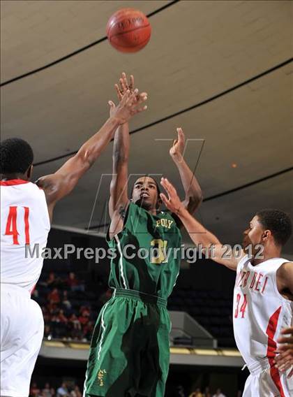 Thumbnail 2 in Long Beach Poly vs. Mater Dei (CIF SS D1AA Final) photogallery.