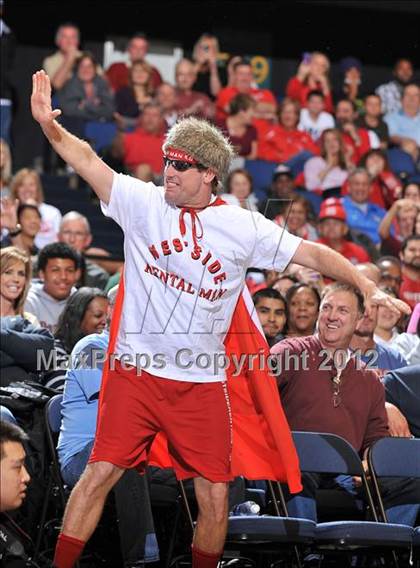 Thumbnail 2 in Long Beach Poly vs. Mater Dei (CIF SS D1AA Final) photogallery.