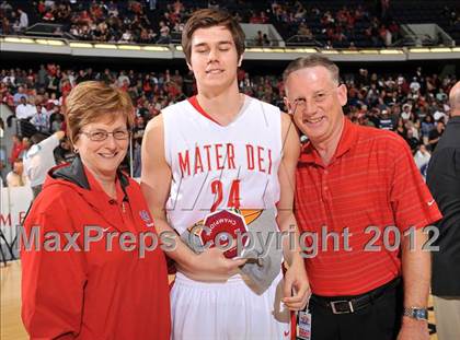Thumbnail 3 in Long Beach Poly vs. Mater Dei (CIF SS D1AA Final) photogallery.