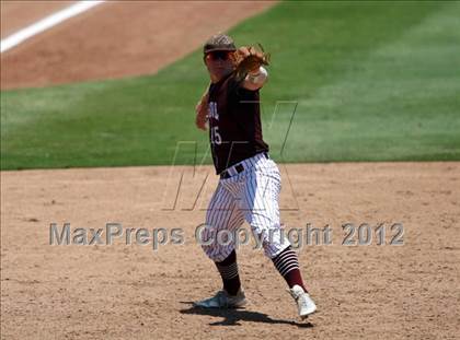 Thumbnail 3 in A&M Consolidated vs. Cypress Ranch (UIL 5A Final) photogallery.