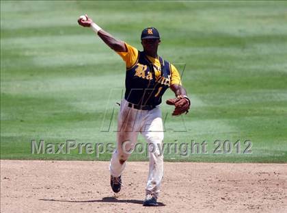 Thumbnail 2 in A&M Consolidated vs. Cypress Ranch (UIL 5A Final) photogallery.
