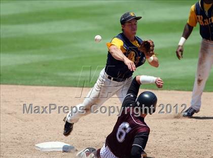 Thumbnail 3 in A&M Consolidated vs. Cypress Ranch (UIL 5A Final) photogallery.