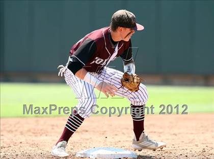 Thumbnail 1 in A&M Consolidated vs. Cypress Ranch (UIL 5A Final) photogallery.